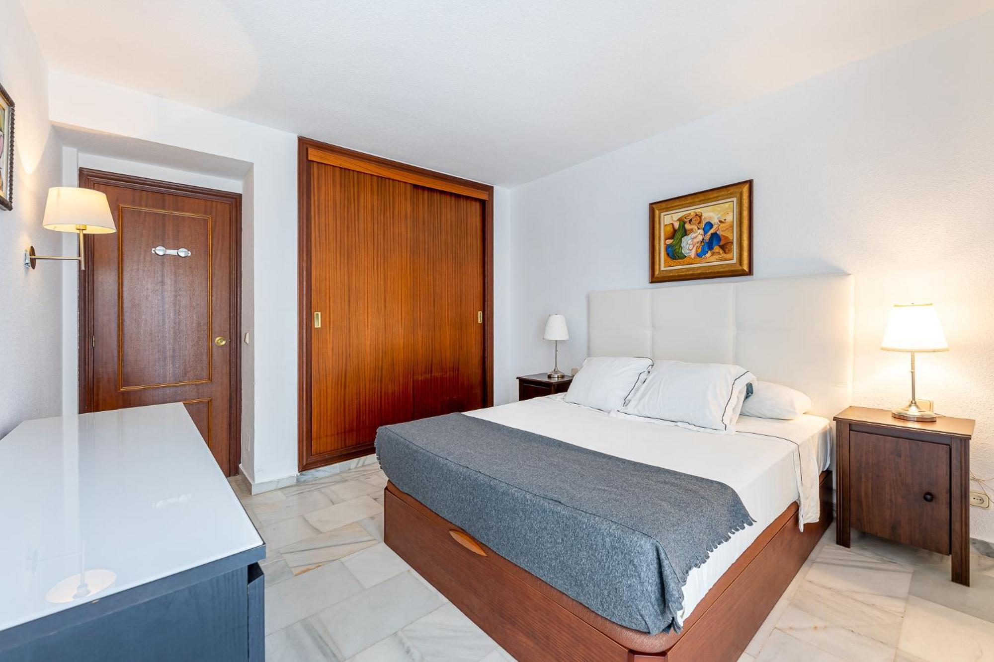 797 Holiday Rentals - Piso Para 3 En La Carihuela Con Piscina 托雷莫利诺斯 外观 照片