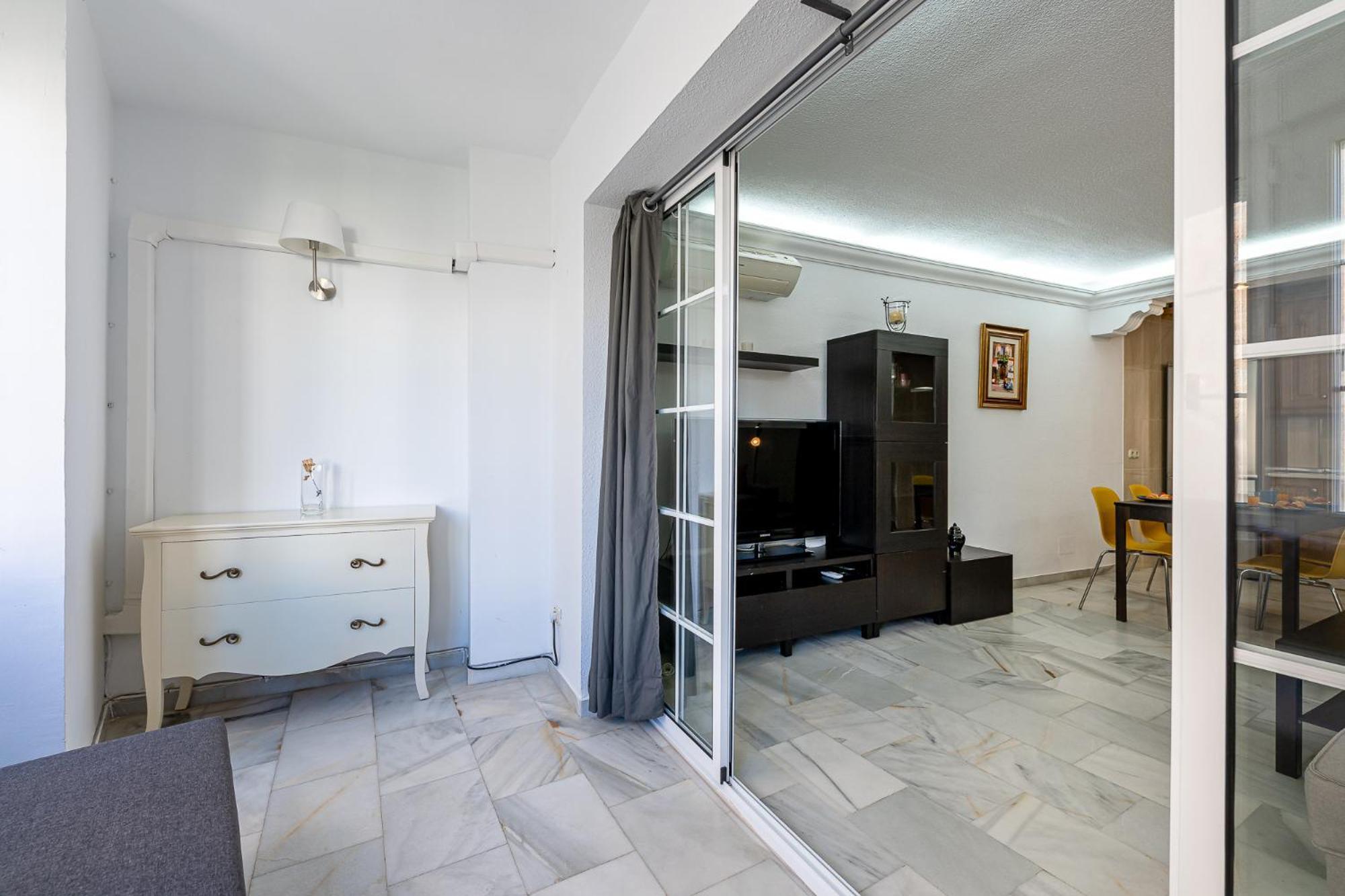 797 Holiday Rentals - Piso Para 3 En La Carihuela Con Piscina 托雷莫利诺斯 外观 照片