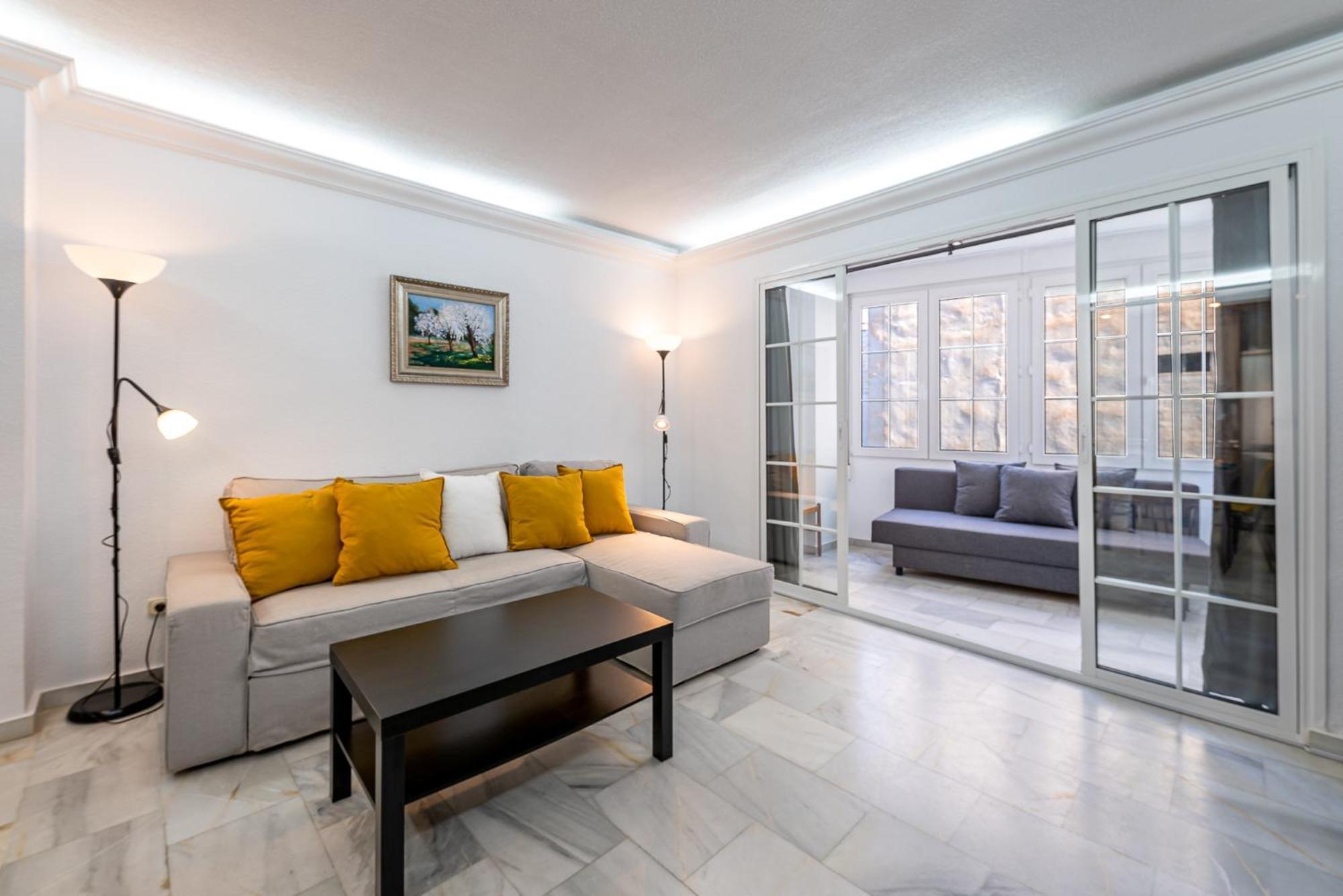 797 Holiday Rentals - Piso Para 3 En La Carihuela Con Piscina 托雷莫利诺斯 外观 照片