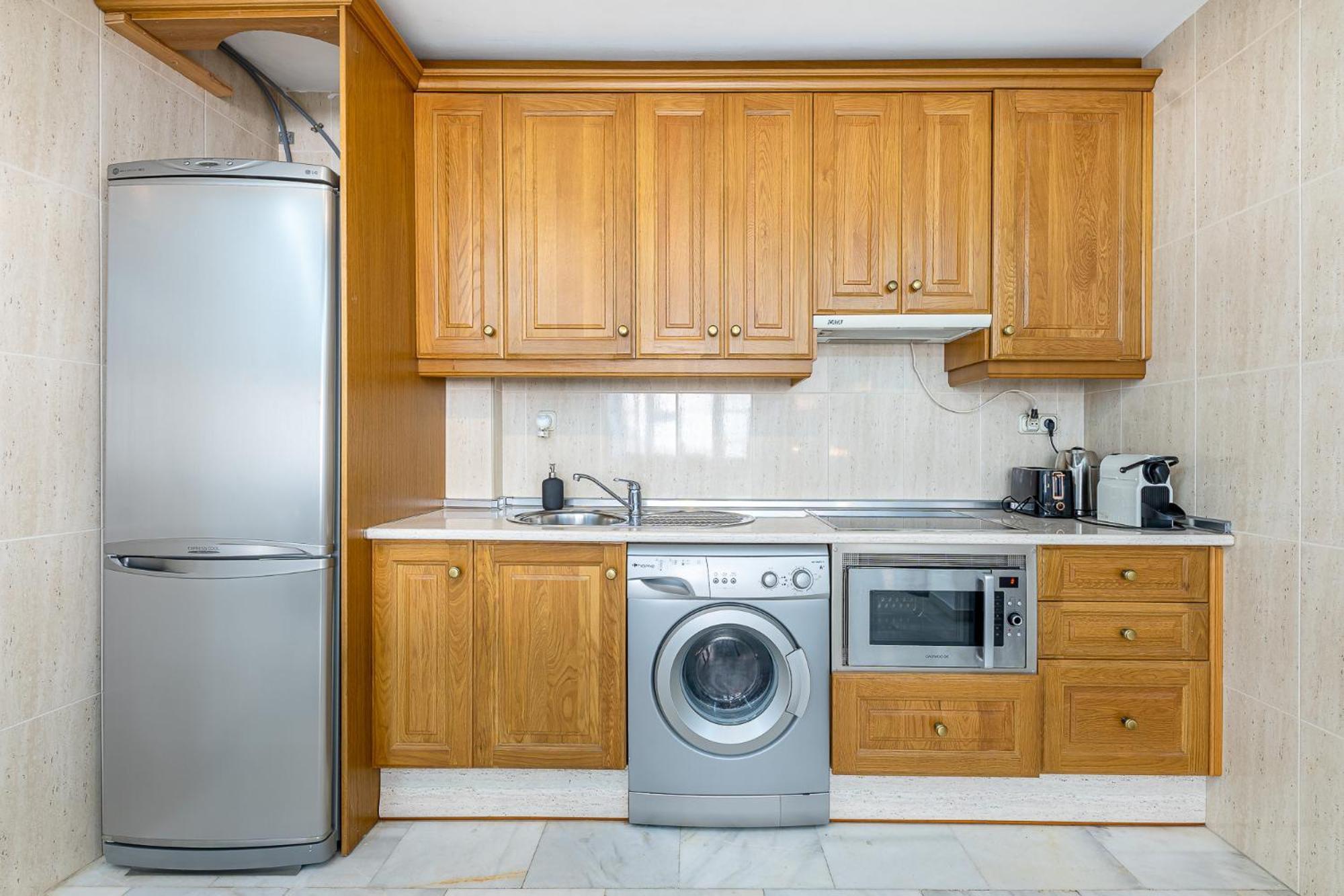 797 Holiday Rentals - Piso Para 3 En La Carihuela Con Piscina 托雷莫利诺斯 外观 照片