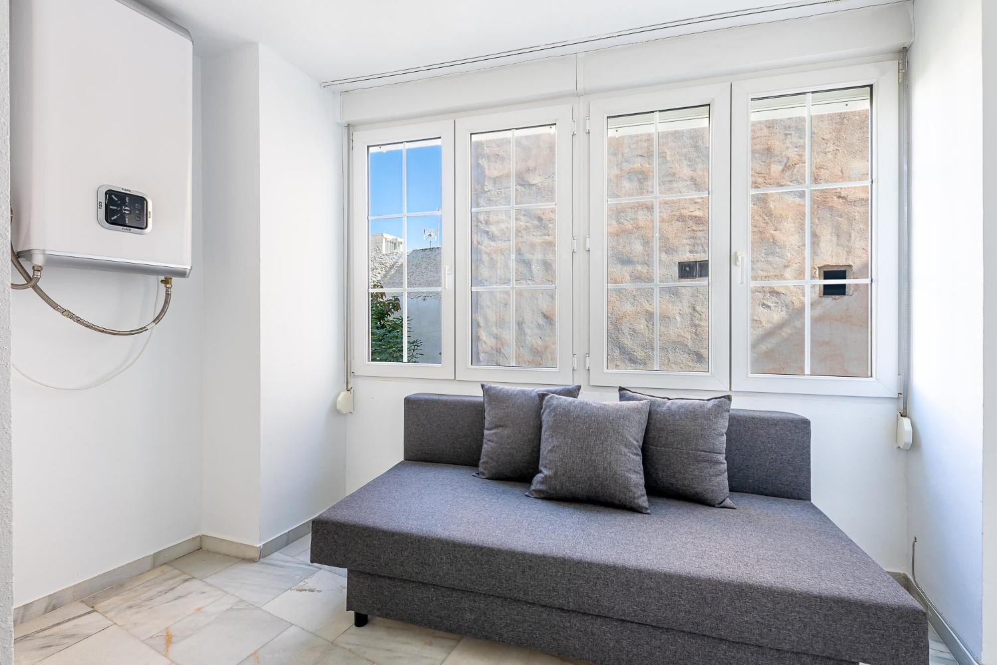 797 Holiday Rentals - Piso Para 3 En La Carihuela Con Piscina 托雷莫利诺斯 外观 照片